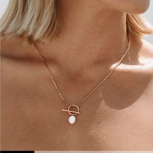 NWT Atolea gold pearl necklace